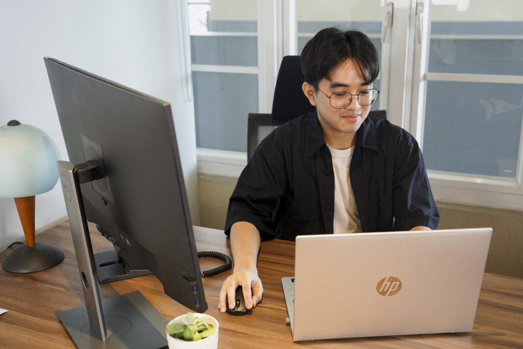 Deliver faster issue resolution, improve first-time fix rates, and reduce service costs with AI-powered remote video assistance.